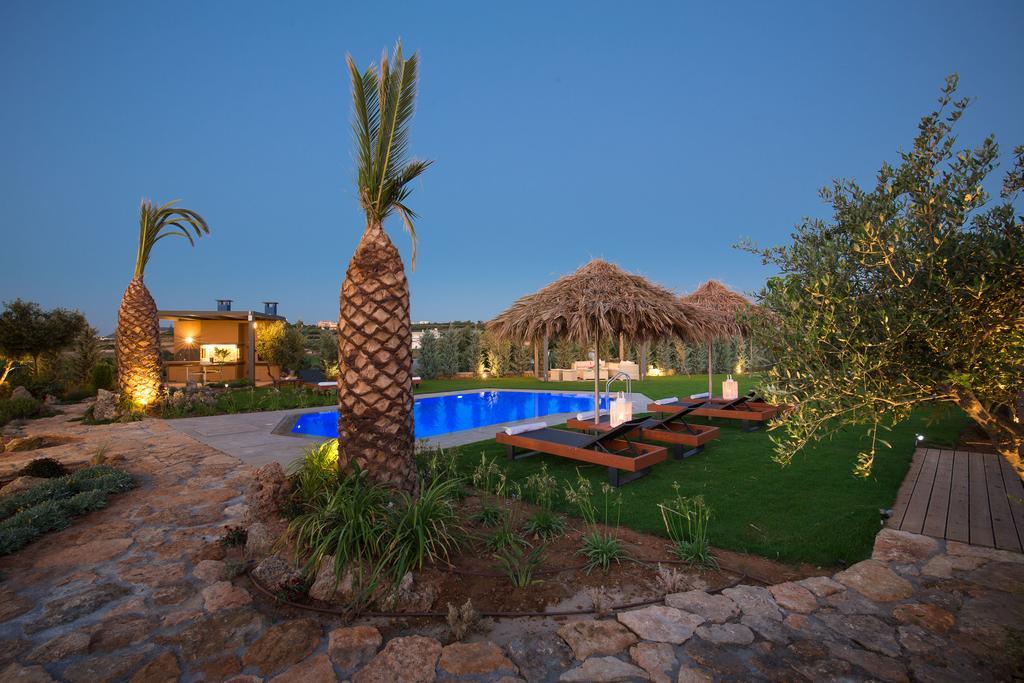 Velvet Breeze Superior Villa Stavromenos  Exterior photo