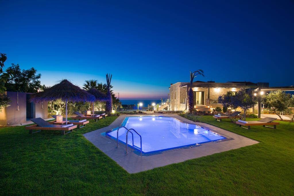 Velvet Breeze Superior Villa Stavromenos  Exterior photo